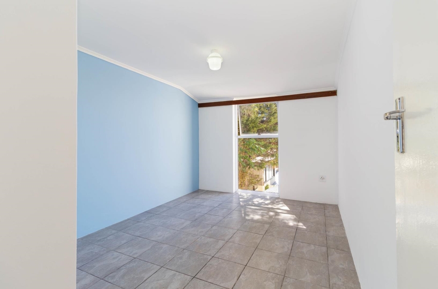 3 Bedroom Property for Sale in Zonnebloem Western Cape